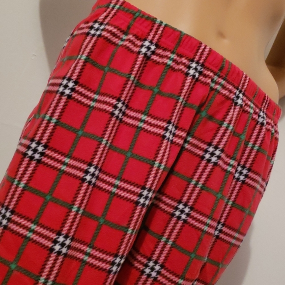 SLEEP WEAR SIZE SMALL - Picture 2 of 13